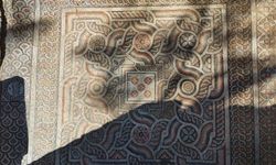 1500 yıllık mozaik bulundu: Üzerindeki yazı şok etti