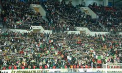 Amedspor'da canlı yayın alarmı: Taraftar dev ekran istedi! Başkan TRT Spor'a seslendi