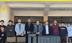 Diyarbakır'da eğitime teknolojik dokunuş: Bilgisayar hediye edildi