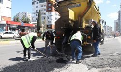 187 ton asfalt, 3 ilçe, 7 cadde: Diyarbakır'da ulaşım konforu yeniden sağlandı