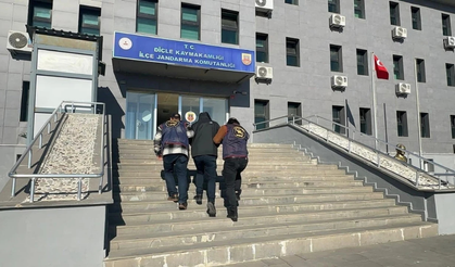 Diyarbakır’da aranan suçlu yakalandı: 14 yıl hapis cezası vardı