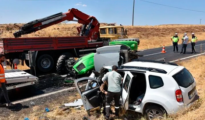Diyarbakır yolunda kaza: 1 ölü, 2 yaralı