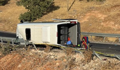 Eğil yolunda korkunç kaza: 1 ölü, 15 yaralı
