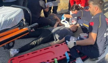 Silvan’da seyir halindeki aracın tekeri patladı: Yaralılar var