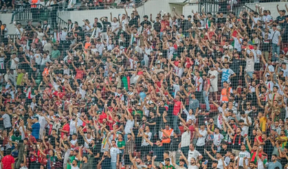 Amedspor-Vanspor maçı öncesi tribün bereketi: Biletler tükeniyor