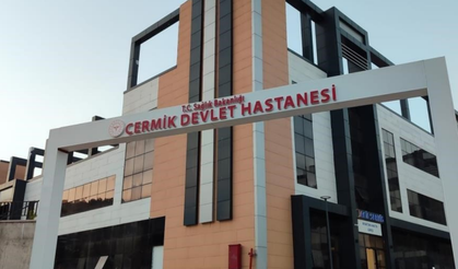 Diyarbakır’da sokak ortasında bıçaklı saldırı!