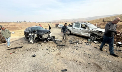 Diyarbakır yollarında kaza: İki araç çarpıştı