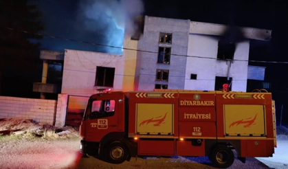 Yangın faciası: Diyarbakır’da ev tamamen kullanılamaz hale geldi