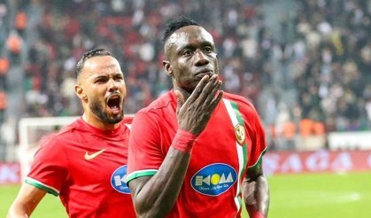 Amedspor'da Diagne 1. Lig tarihine geçmek üzere
