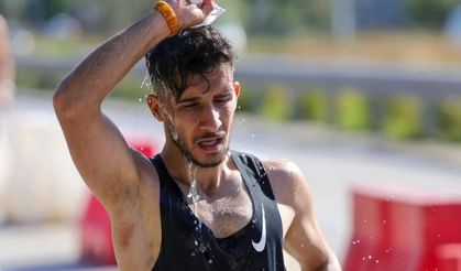 Dicle Üniversitesi'nin sporcusu iki kategoride Türkiye rekorunu paramparça etti