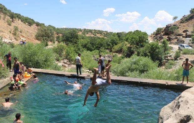 Huzurun ve serinliğin adresi: Aynkebir