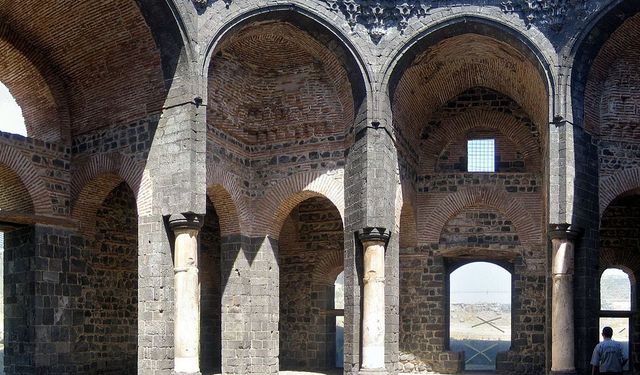 Diyarbakır’ın tarihi sanat galerisi: Kara Papaz Kilisesi
