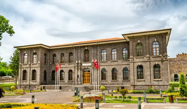 Diyarbakır’ın ilk müzesi: Diyarbakır Arkeoloji Müzesi