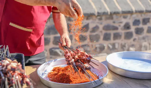 Diyarbakır lezzetlerinin taçsız kralı: Ciğer kebabı