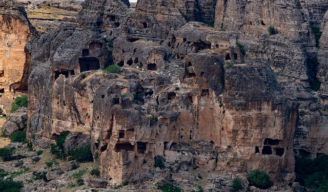 Diyarbakır’ın tescilli arkeolojik sit alanı: Hasuni Mağaraları