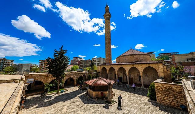 Silvan'daki tarihi Cami: Karabehlül Bey Camii