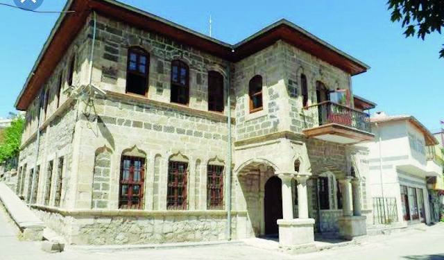 Sezai Karakoç Müzesi ve Kültür Evi