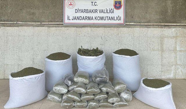 Diyarbakır'da 3 operasyon: 173 kilo uyuşturucu ele geçirildi