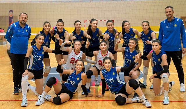 Diyarbakır Büyükşehir Belediyesi Kadın Voleybol Takımı lige galibiyetle başladı