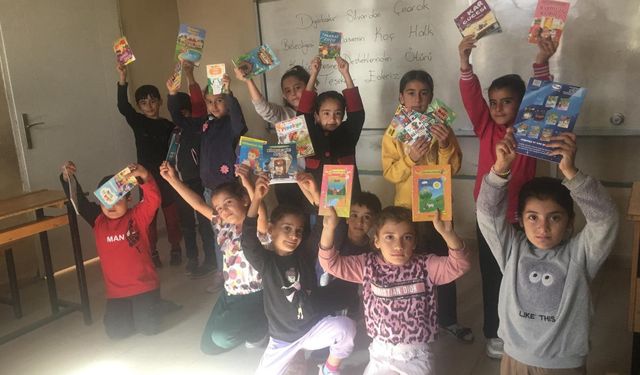 Yalova’dan Diyarbakır’daki bir okula kitap desteği