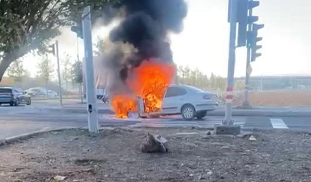 Diyarbakır’da faciadan dönüldü: Hareket halindeki araç alev topuna döndü