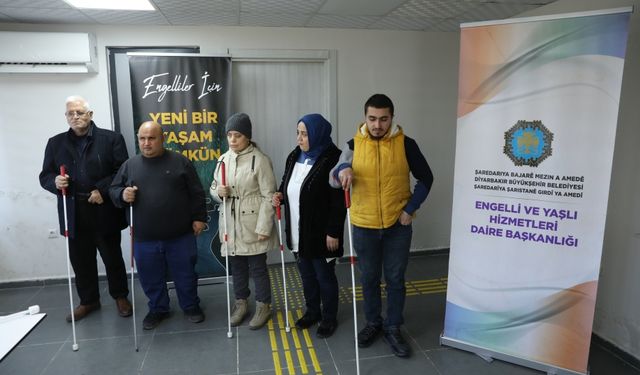 Diyarbakır’da körler için bağımsız hareket eğitimi başladı