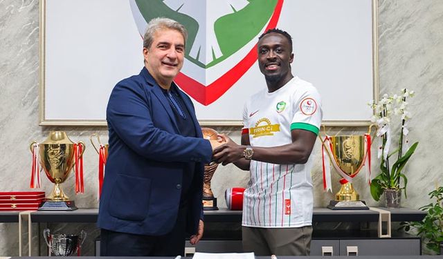 Bobby Adekanye, Amedspor’a katıldı