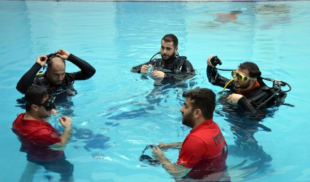 Diyarbakır itfaiye ekibi, yaz için su altı kurtarma eğitimi alıyor