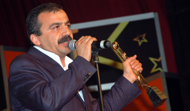 Sırrı Süreyya Önder kimdir? Savaşçı, Sanatçı, Milletvekili