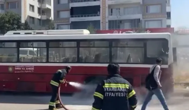 Diyarbakır Çınar’da halk otobüsünde yangın paniği
