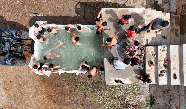 Diyarbakır’da römorktan havuz keyfi