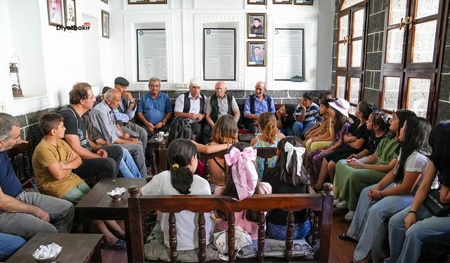 Diyarbakır Sur'da çocuklarla  kültürel gezi