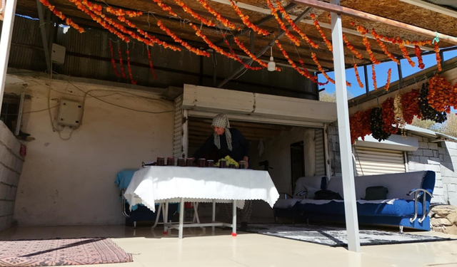 Çermik’te memleket sevdası: Zeynep Güven’den doğal reçeller