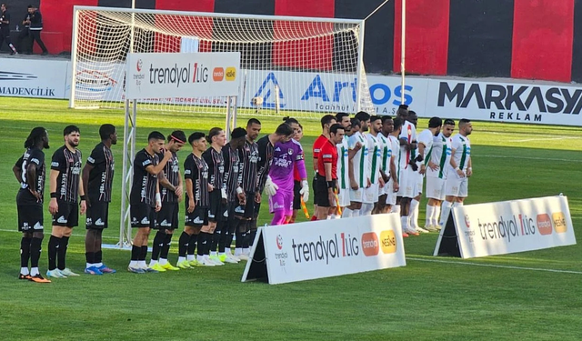 Vanspor  Amedspor maçında ilk yarıda eşitlik bozulmadı