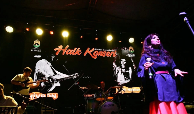 Bismil coştu: Hivron ve Eylül nazlıer sahneyi salladı