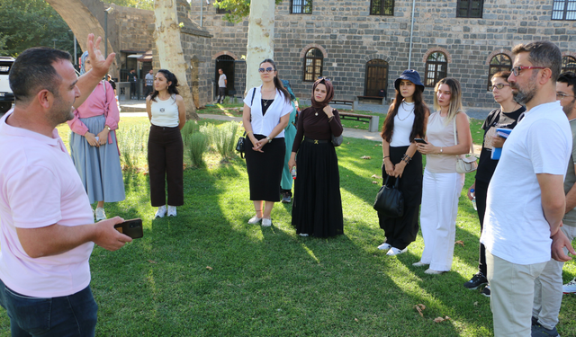 Diyarbakır’da öğretmenler müzede eğitim alıyor