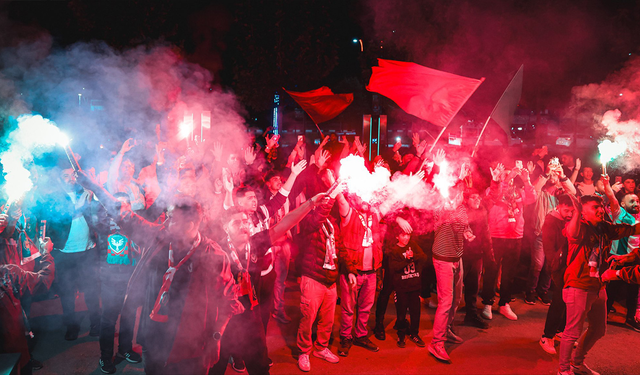 Amedspor’a Manisa öncesi moral dopingi: Barikat Ege’den anlamlı destek!