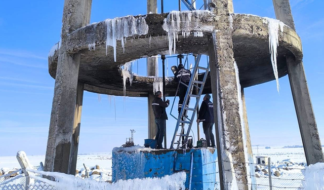 DİSKİ’den don mesaisi: 81 arıza giderildi