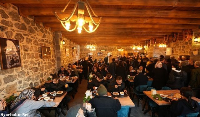 Diyarbakır'da Halk Lokantası'nda günün menüsü belli oldu: 4 çeşit yemek 100 TL