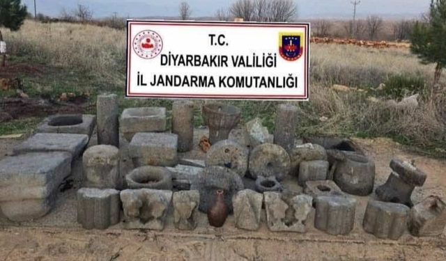 Diyarbakır’da “Anadolu Mirası Operasyonu”: Roma ve İslami döneme ait 36 tarihi eser ele geçirildi