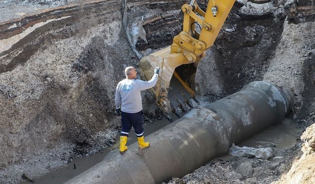Diyarbakır'da Organize Sanayi Bölgesi'ndeki çökme iki günde giderildi