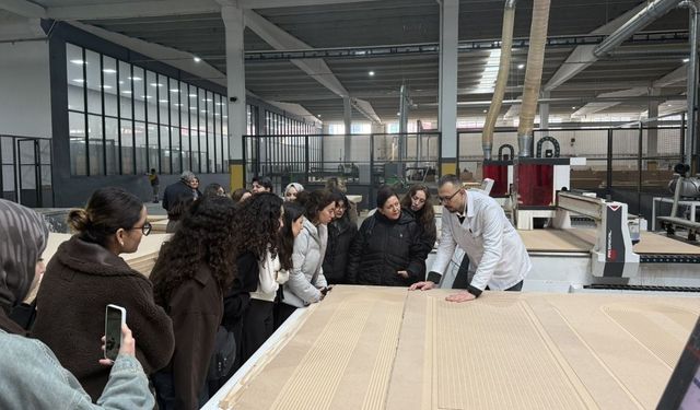 Diyarbakır OSB'den öğrencilere büyük fırsat: 2 yıl burs ve staj imkanı