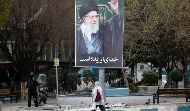 İran’da yeni dini lider belli oldu