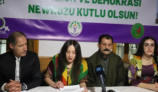 Van’da “Özgürlük ve Demokrasi Newrozu” deklarasyonu