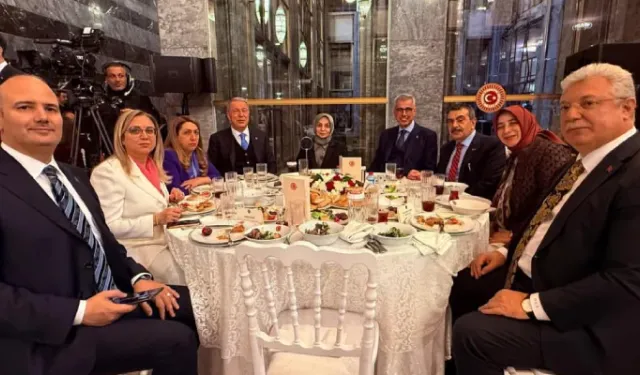 Antrikotla iftar açan AKP'li vekilden eleştirilere yanıt!