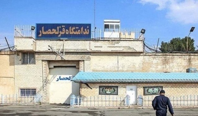 İran’da dört muhalif idam edildi