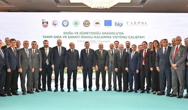 Diyarbakır'da kritik toplantı: Doğu ve Güneydoğu Anadolu'nun kalkınması için yol haritası çizildi