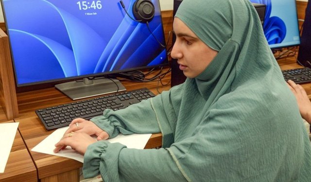 Diyarbakır'da görme engelliler hayaline kavuştu: Sesli kütüphane hizmete girdi