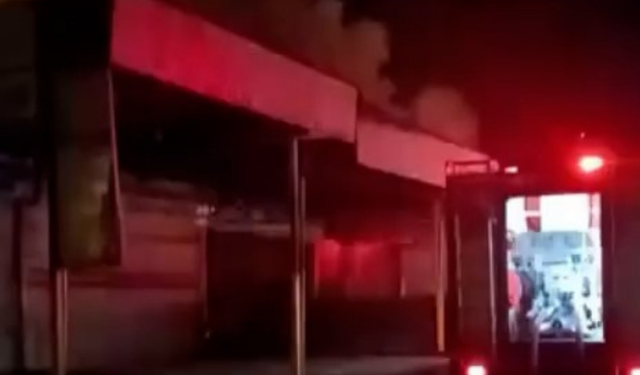 Diyarbakır’da sanayi sitesinde yangın! Ekipler müdahale ediyor