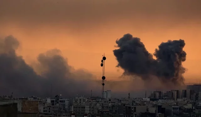 Dünkü ABD-İsrail saldırılarında ölen İranlı sayısı belli oldu